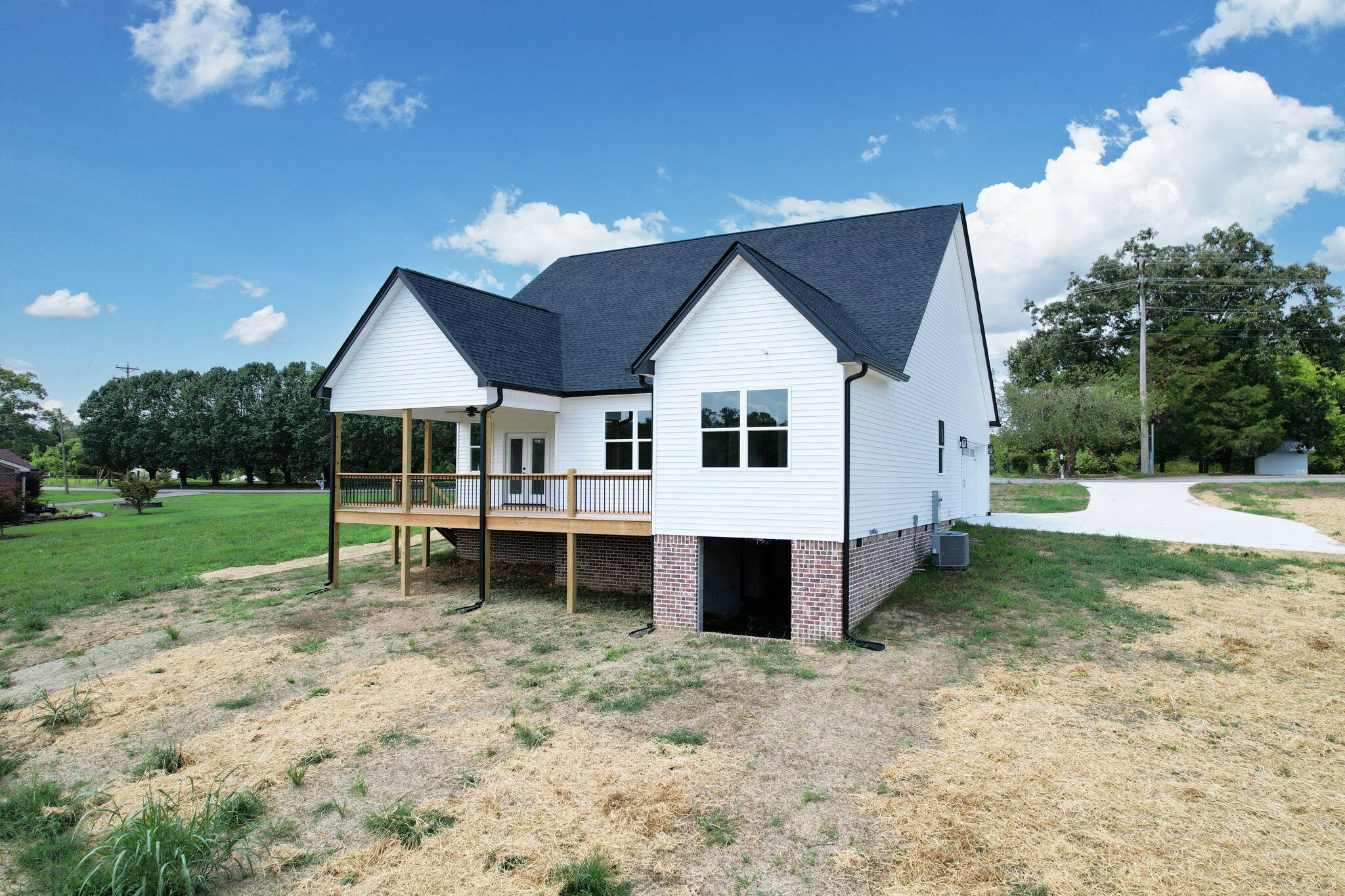 5301 Trewhitt Road Southeast Cleveland, TN 37323 - Photo 6 of 39 5-web-or-mls-DJI_0063