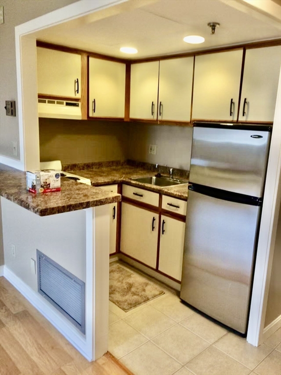 70 Southbridge Street, Unit 703 Worcester, MA 01608 - Photo 5 of 16