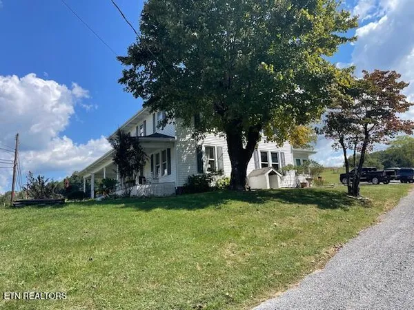 $349,900 | 1886 Dr Thomas Walker Road, Ewing, VA 24248
