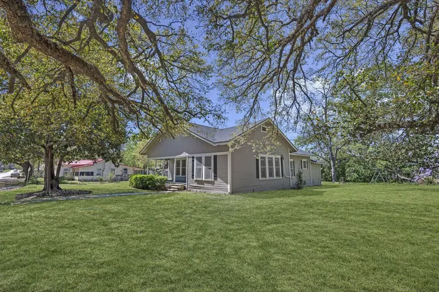 $174,900 | 201 North Pine Street, Corrigan, TX 75939