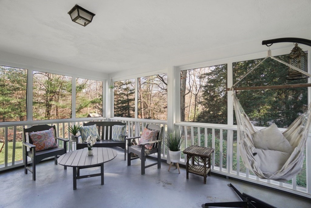 48 Arrowhead Road Weston, MA 02493 - Photo 11 of 24