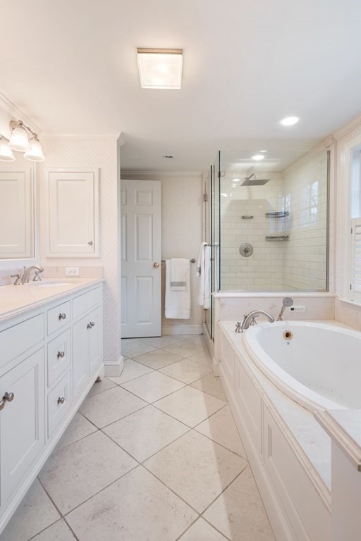 48 Arrowhead Road Weston, MA 02493 - Photo 15 of 24