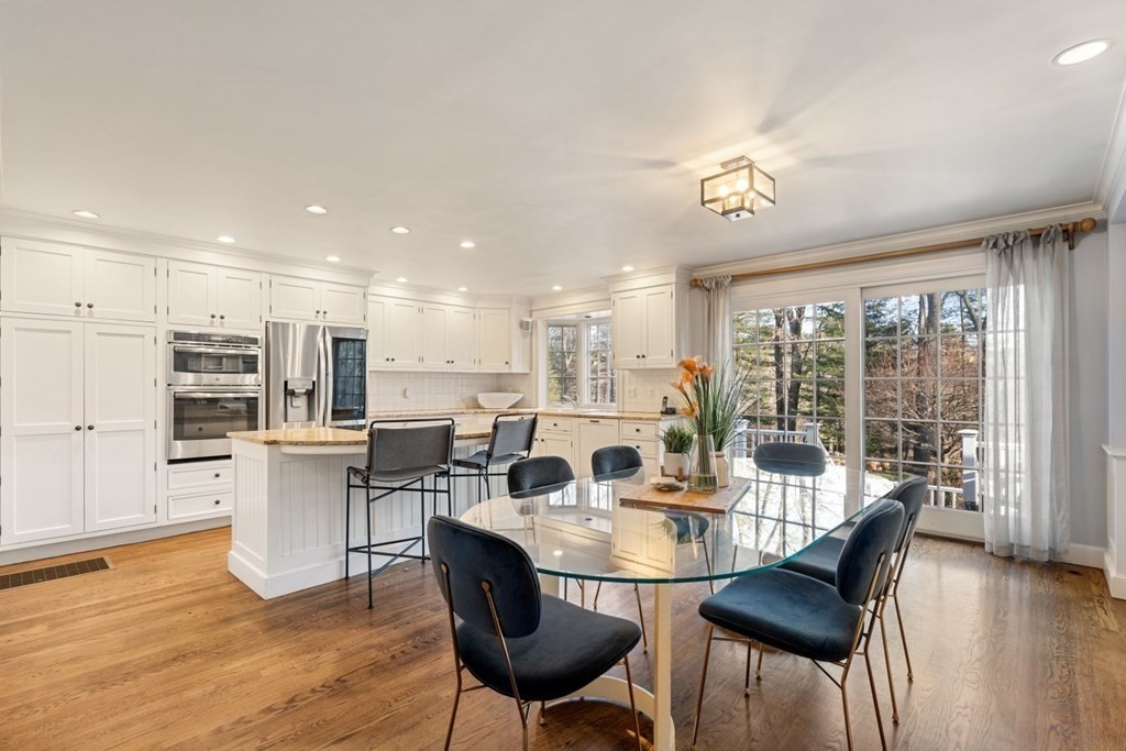 48 Arrowhead Road Weston, MA 02493 - Photo 2 of 24