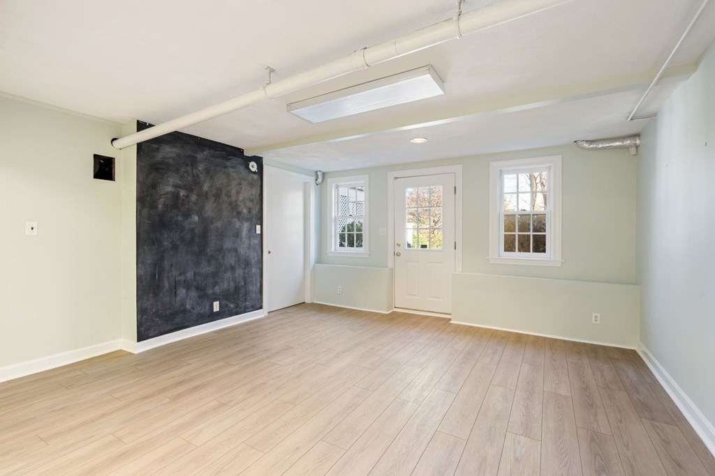 48 Arrowhead Road Weston, MA 02493 - Photo 21 of 24