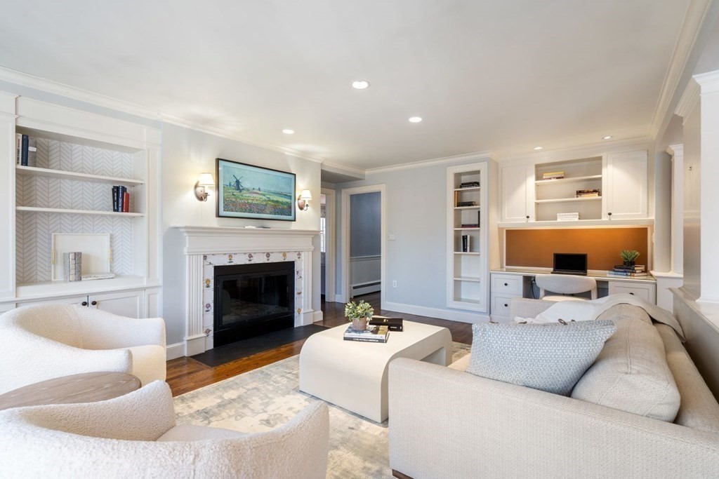 48 Arrowhead Road Weston, MA 02493 - Photo 8 of 24