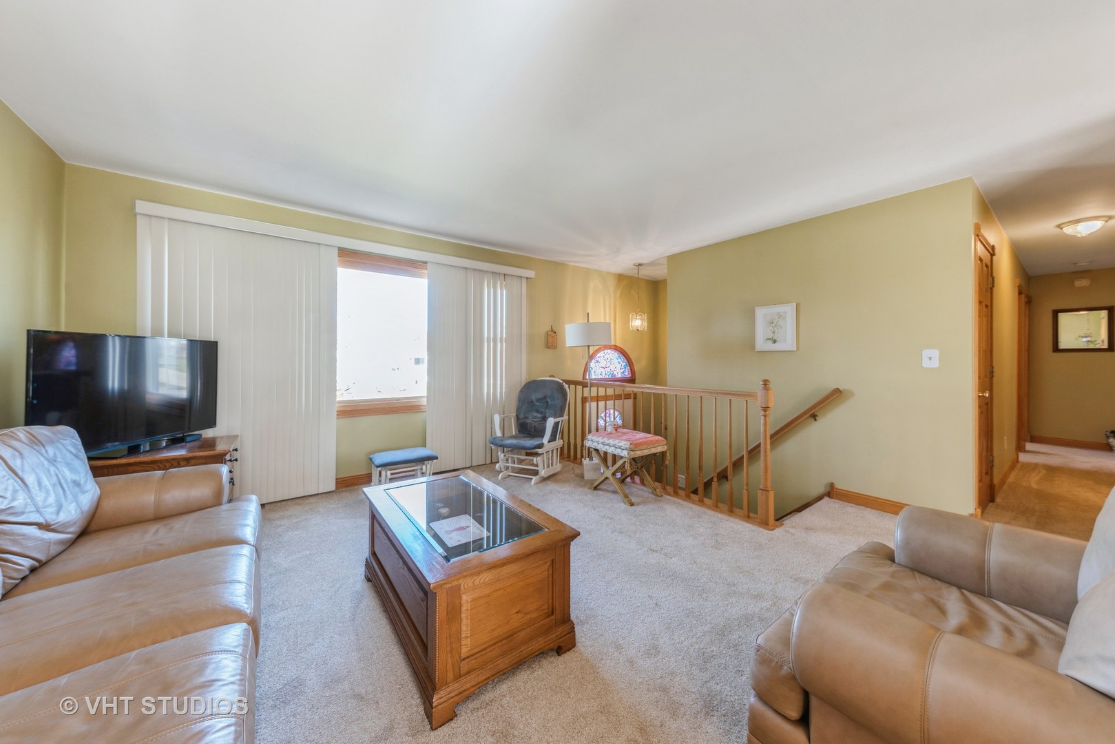 798 Amanda Road New Lenox, IL 60451 - Photo 4 of 20 a living room with furniture and a flat screen tv