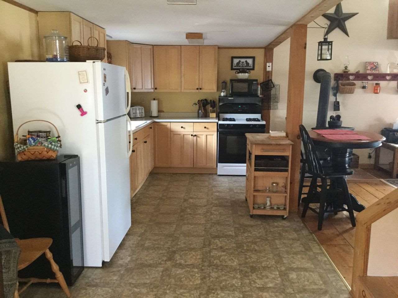239 Southeast Pond Road Lunenburg, VT 05906 - Photo 14 of 17