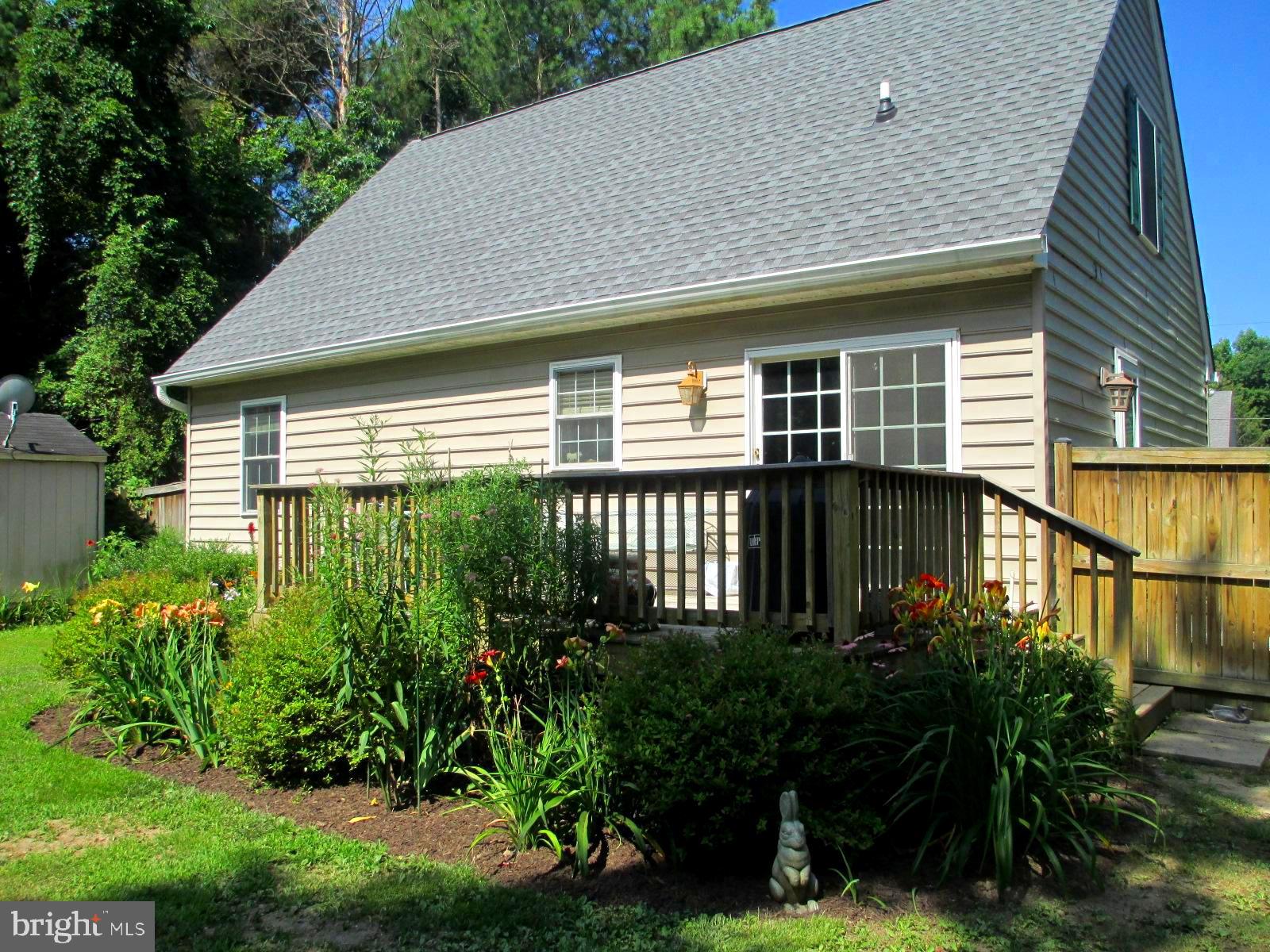 10791 Foreston Road Chestertown, MD 21620 - Photo 2 of 27 Back deck