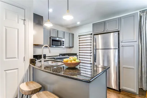 $255,000 | 4727 Bradford Drive, Unit 4727B, Dallas, TX 75219