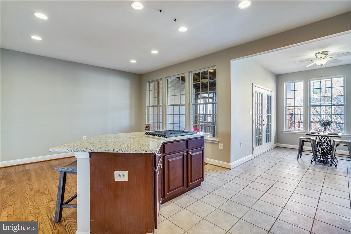 628 Springhouse Square Southeast Leesburg, VA 20175 - Photo 15 of 57 Gallery Image 15