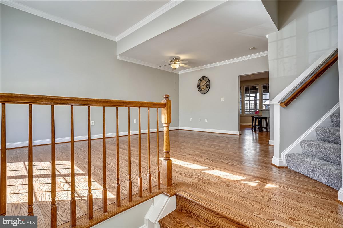 628 Springhouse Square Southeast Leesburg, VA 20175 - Photo 3 of 57 Gallery Image 3