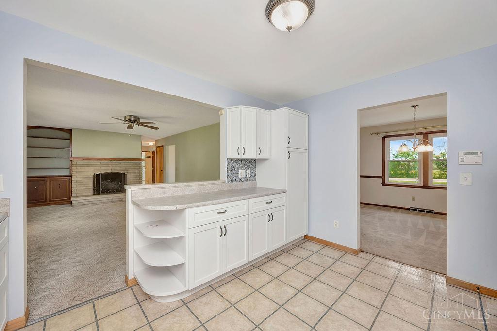 712 West Taylor School Road Hamilton, OH 45013 - Photo 12 of 47