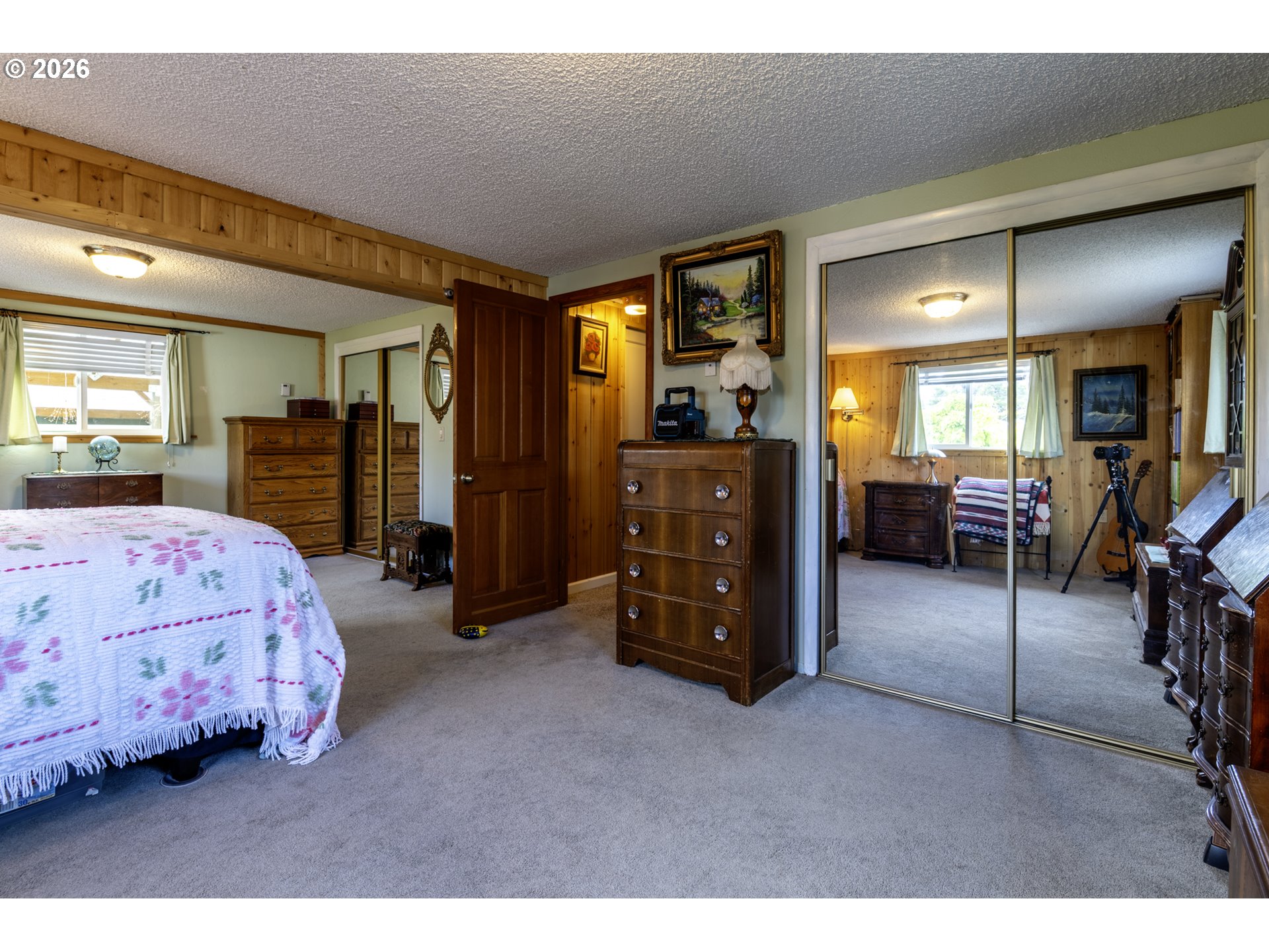 1903 17th Street Florence, OR 97439 - Photo 31 of 48 Primary Bedroom