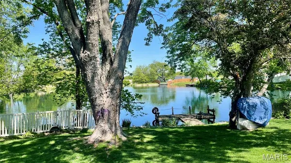 $340,000 | 36 Acorn Lake Drive, Shiloh, IL 62221