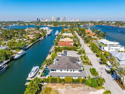 $19,900,000 | 22 Isla Bahia Drive, Fort Lauderdale, FL 33316