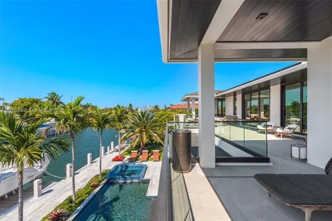 $19,900,000 | 22 Isla Bahia Drive, Fort Lauderdale, FL 33316