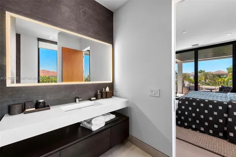 $19,900,000 | 22 Isla Bahia Drive, Fort Lauderdale, FL 33316