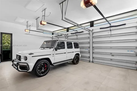 $19,900,000 | 22 Isla Bahia Drive, Fort Lauderdale, FL 33316