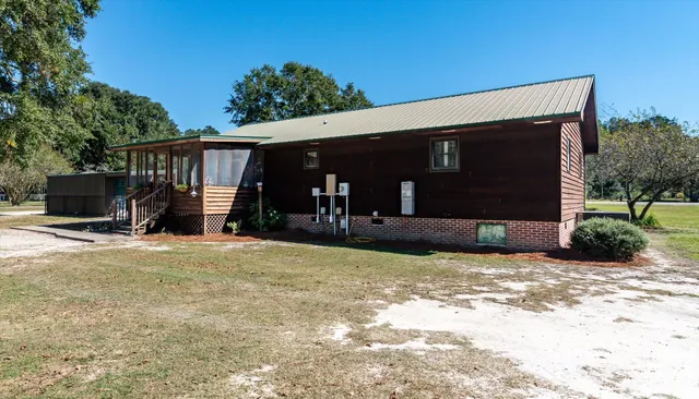 $995,000 | 244 Hodges Road, Kingstree, SC 29556