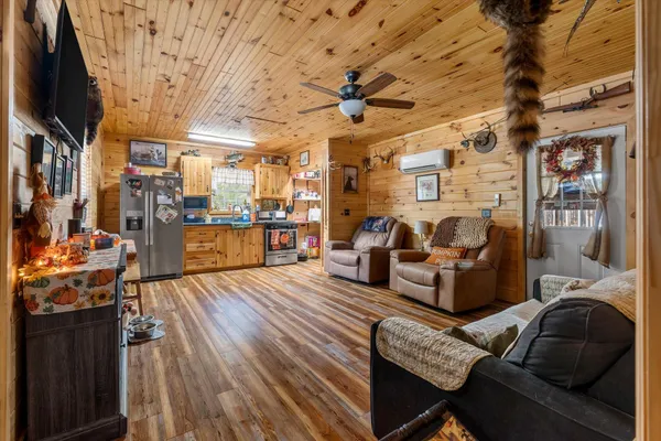 $995,000 | 244 Hodges Road, Kingstree, SC 29556