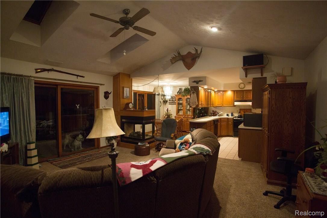 3201 West Dewey Road Owosso, MI 48867 - Photo 8 of 22 1E9A9971.jpg