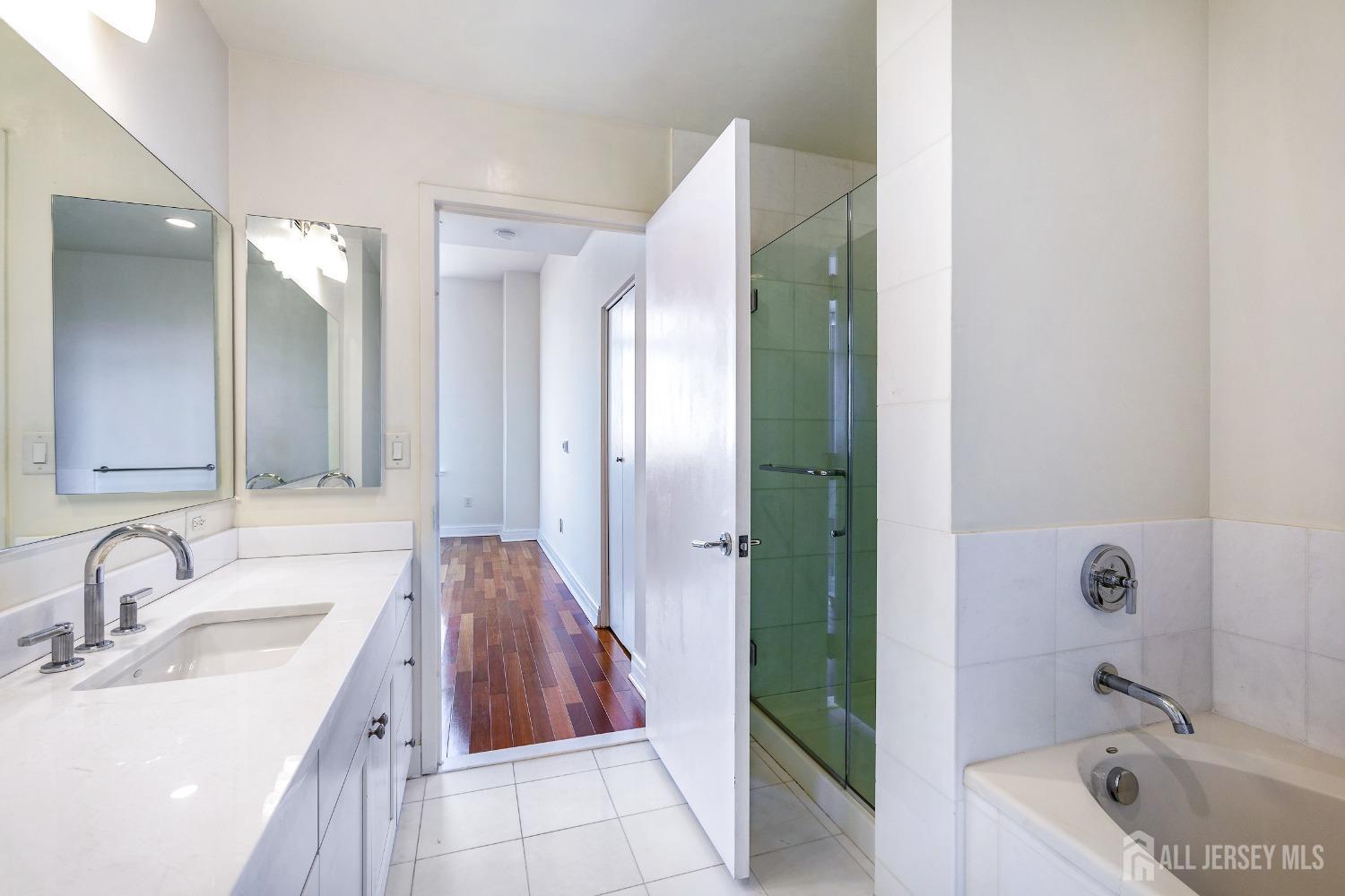 1 Spring Street, Unit 2505 New Brunswick, NJ 08901 - Photo 20 of 36 Gallery Image 20