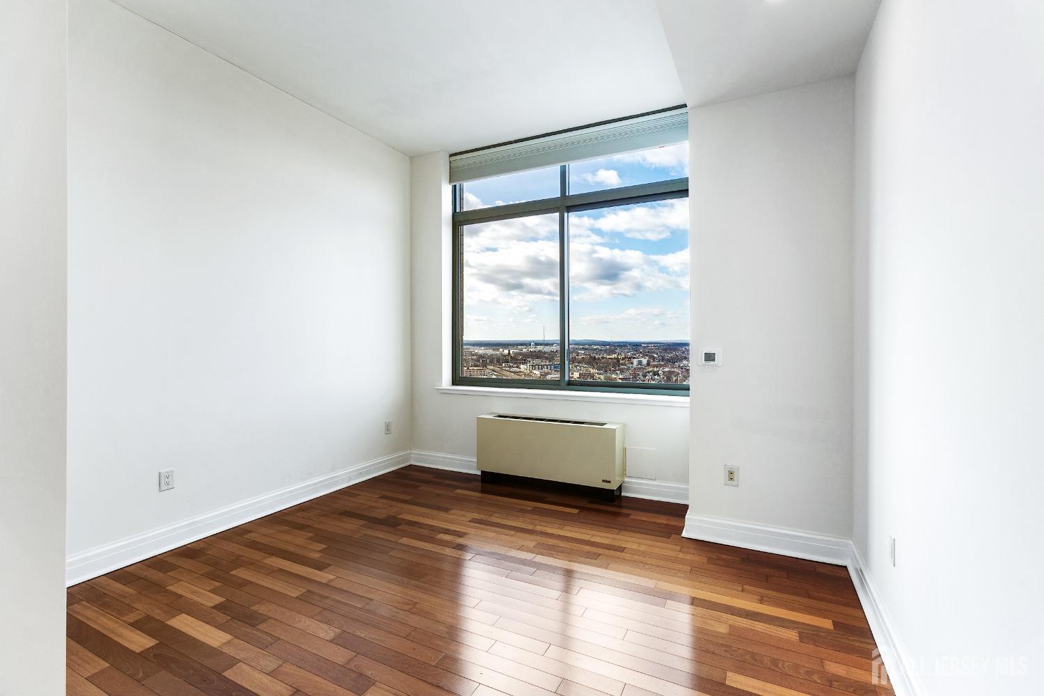 1 Spring Street, Unit 2505 New Brunswick, NJ 08901 - Photo 21 of 36 Gallery Image 21