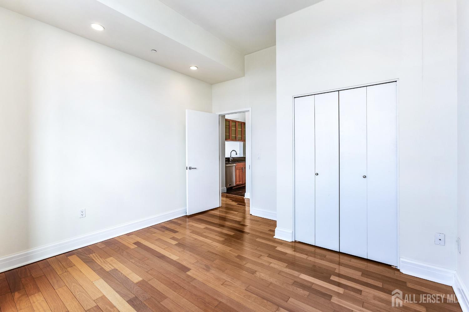 1 Spring Street, Unit 2505 New Brunswick, NJ 08901 - Photo 22 of 36 Gallery Image 22