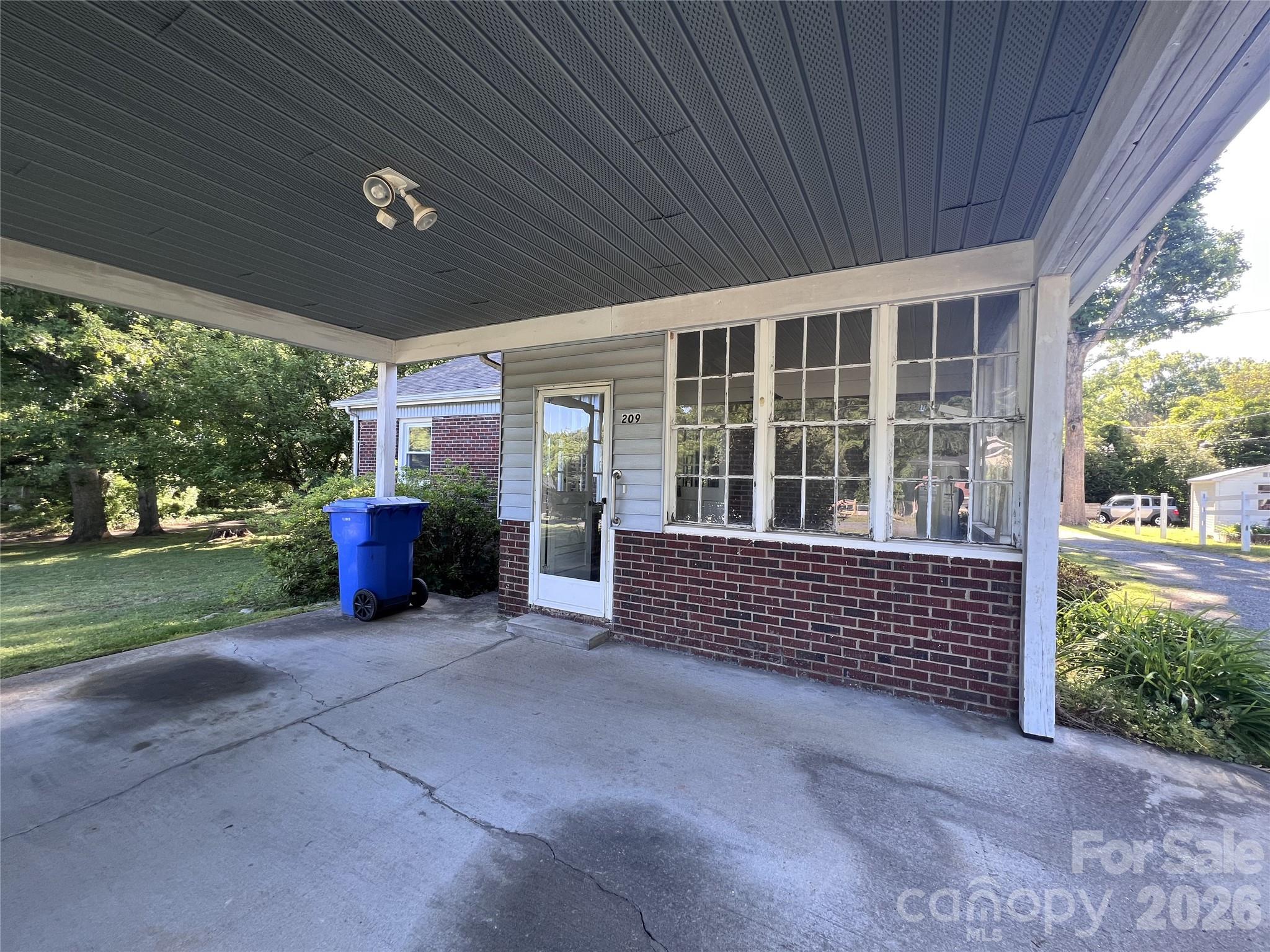 209 South Roxford Road Kings Mountain, NC 28086 - Photo 32 of 38