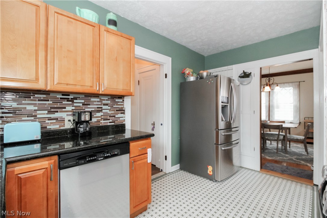 5972 Pearl Road Parma Heights, OH 44130 - Photo 11 of 27 Gallery Image 11
