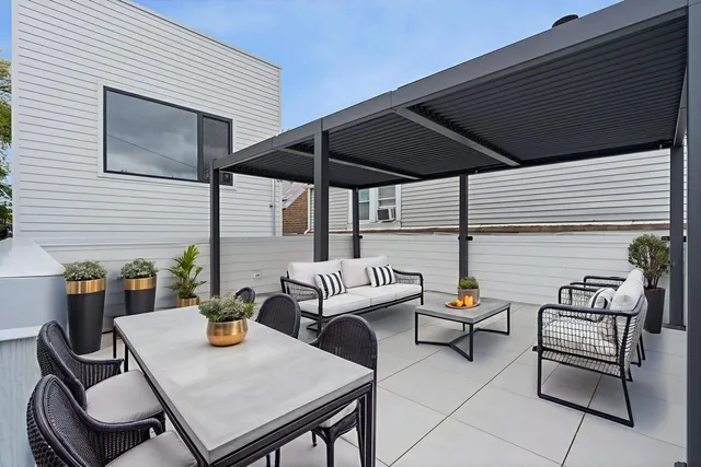 $2,150,000 | 2127 West Dickens Avenue, Chicago, IL 60647