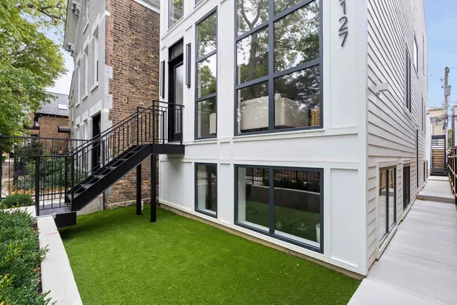 $2,150,000 | 2127 West Dickens Avenue, Chicago, IL 60647