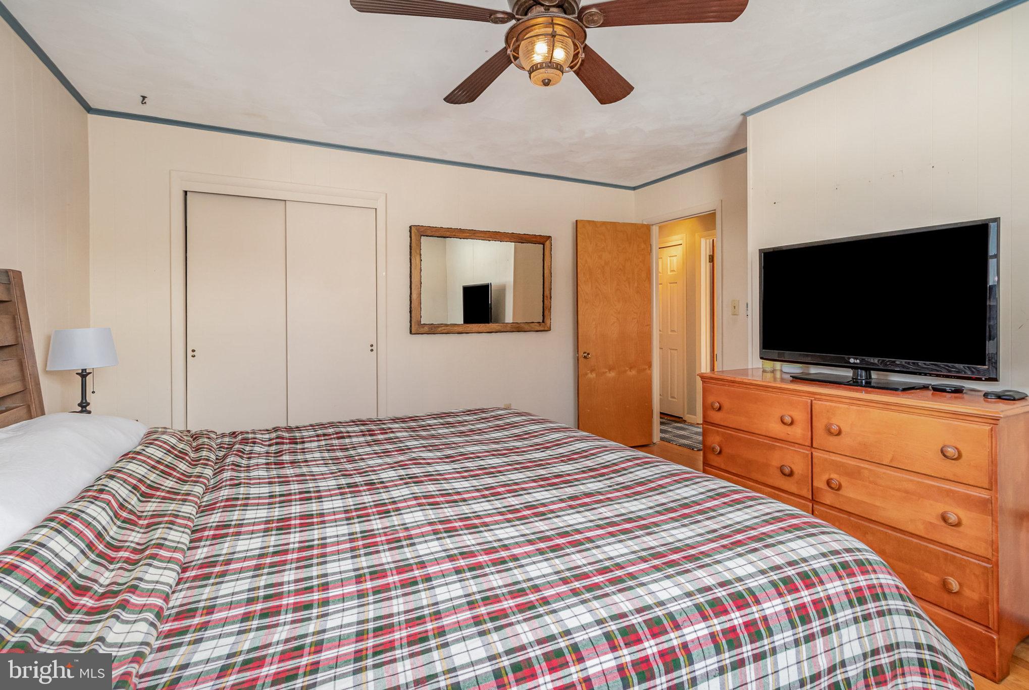 207 Hilltop Road Boiling Springs, PA 17007 - Photo 18 of 37