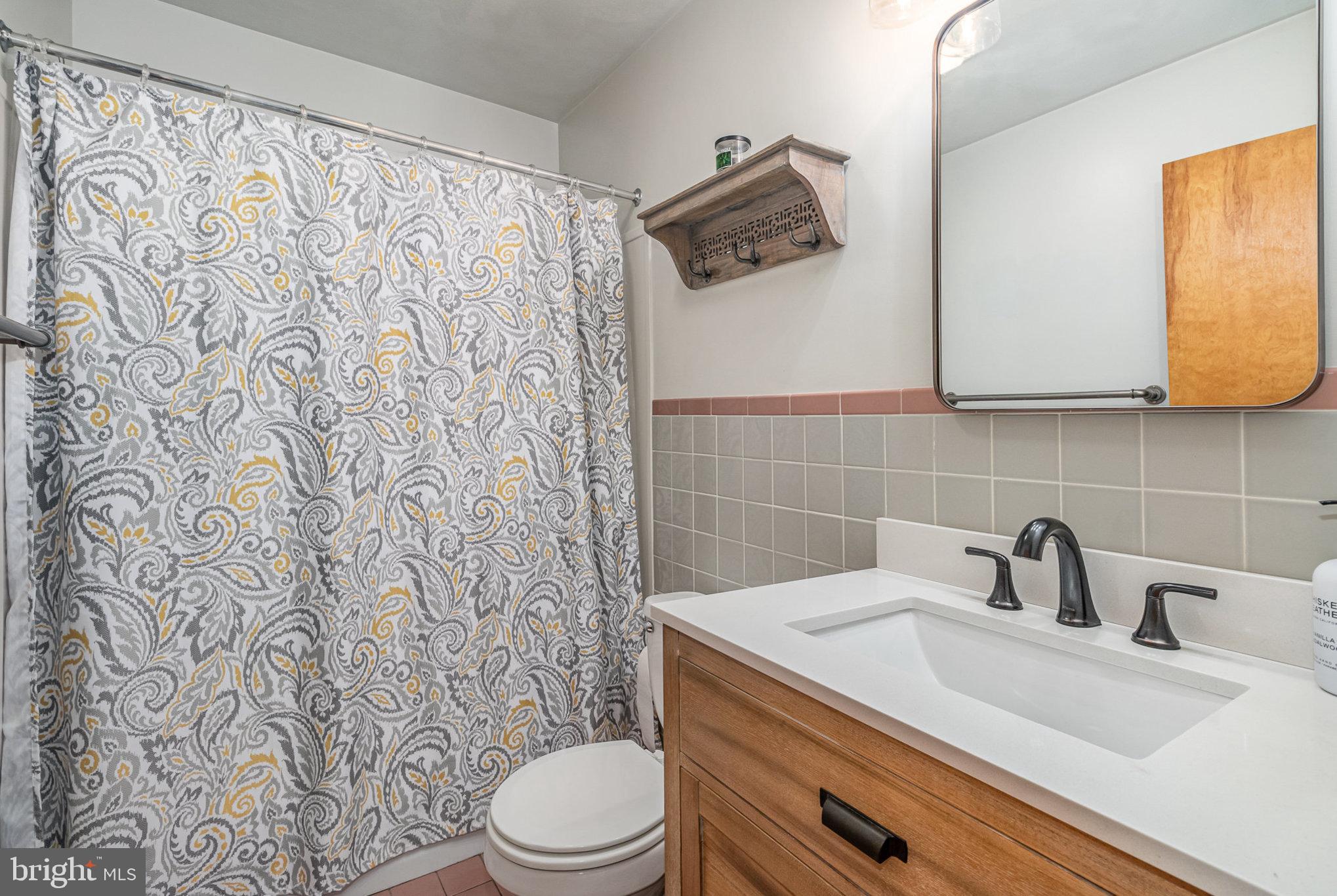 207 Hilltop Road Boiling Springs, PA 17007 - Photo 19 of 37