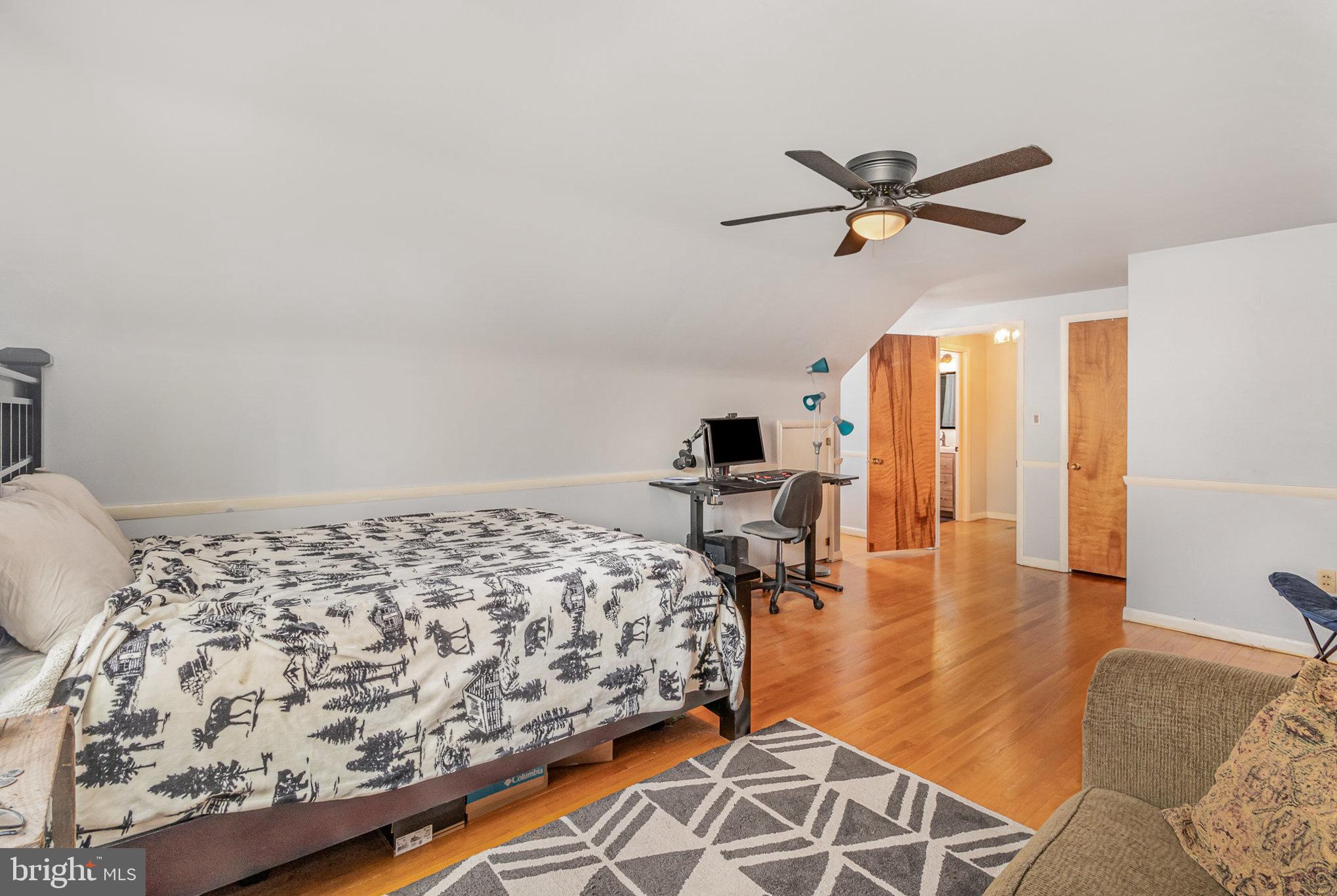 207 Hilltop Road Boiling Springs, PA 17007 - Photo 22 of 37