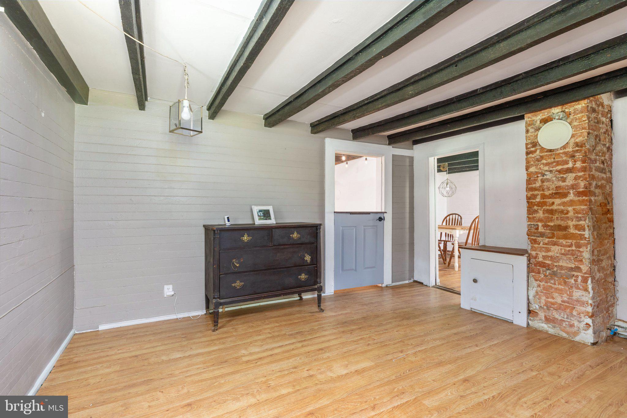 7443 Keith Road Warrenton, VA 20186 - Photo 11 of 44 Family Room