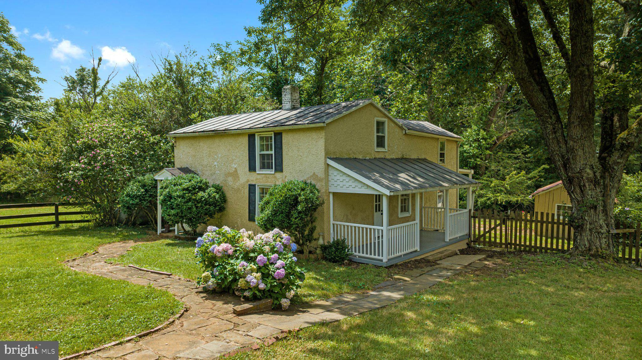 7443 Keith Road Warrenton, VA 20186 - Photo 2 of 44 7443 Keith Rd, Warrenton, VA
