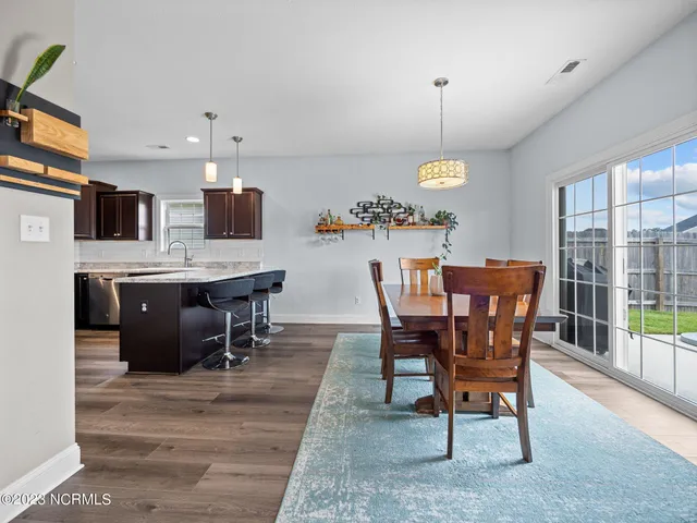 $2,200 | 239 Sailor Street, Sneads Ferry, NC 28460