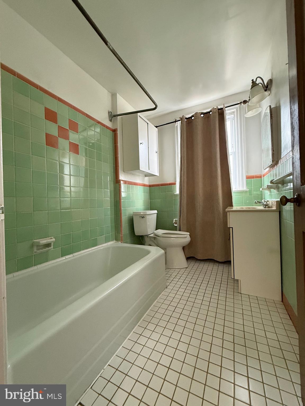 3220 Guilford Street Philadelphia, PA 19136 - Photo 17 of 20 a bathroom with a shower a bathtub and a shower