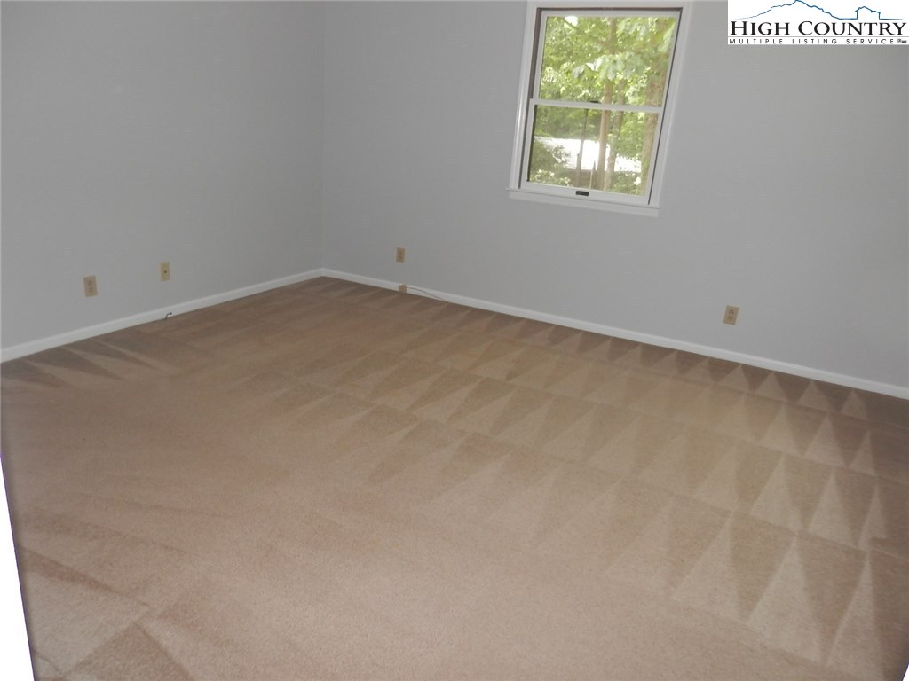 328 Flat Rock Acres Road Crumpler, NC 28617 - Photo 13 of 23 Gallery Image 13