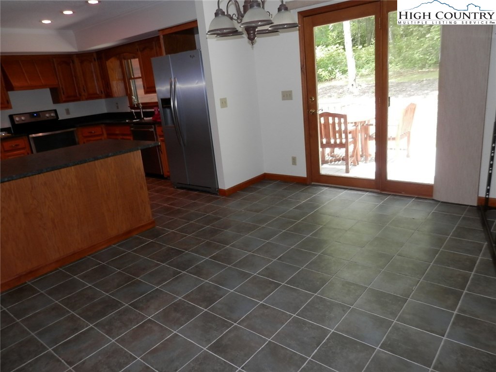 328 Flat Rock Acres Road Crumpler, NC 28617 - Photo 10 of 23 Gallery Image 10