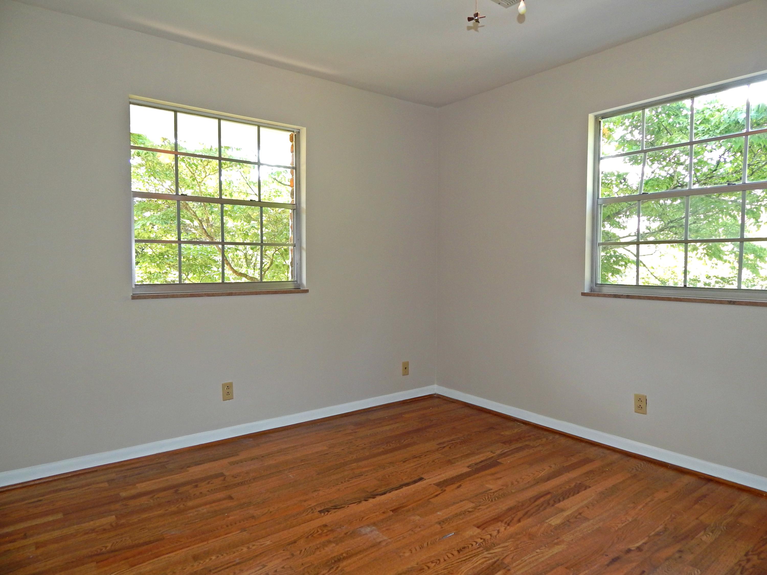 105 Newhaven Road Oak Ridge, TN 37830 - Photo 9 of 13 10