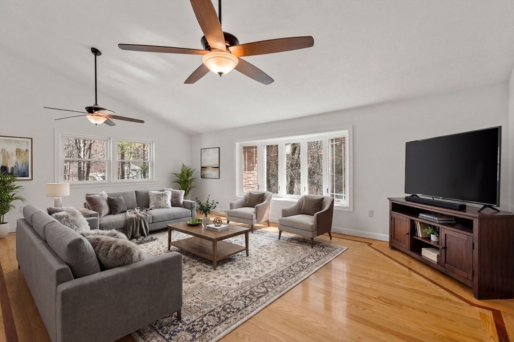 44 Connolly Road Billerica, MA 01821 - Photo 13 of 39