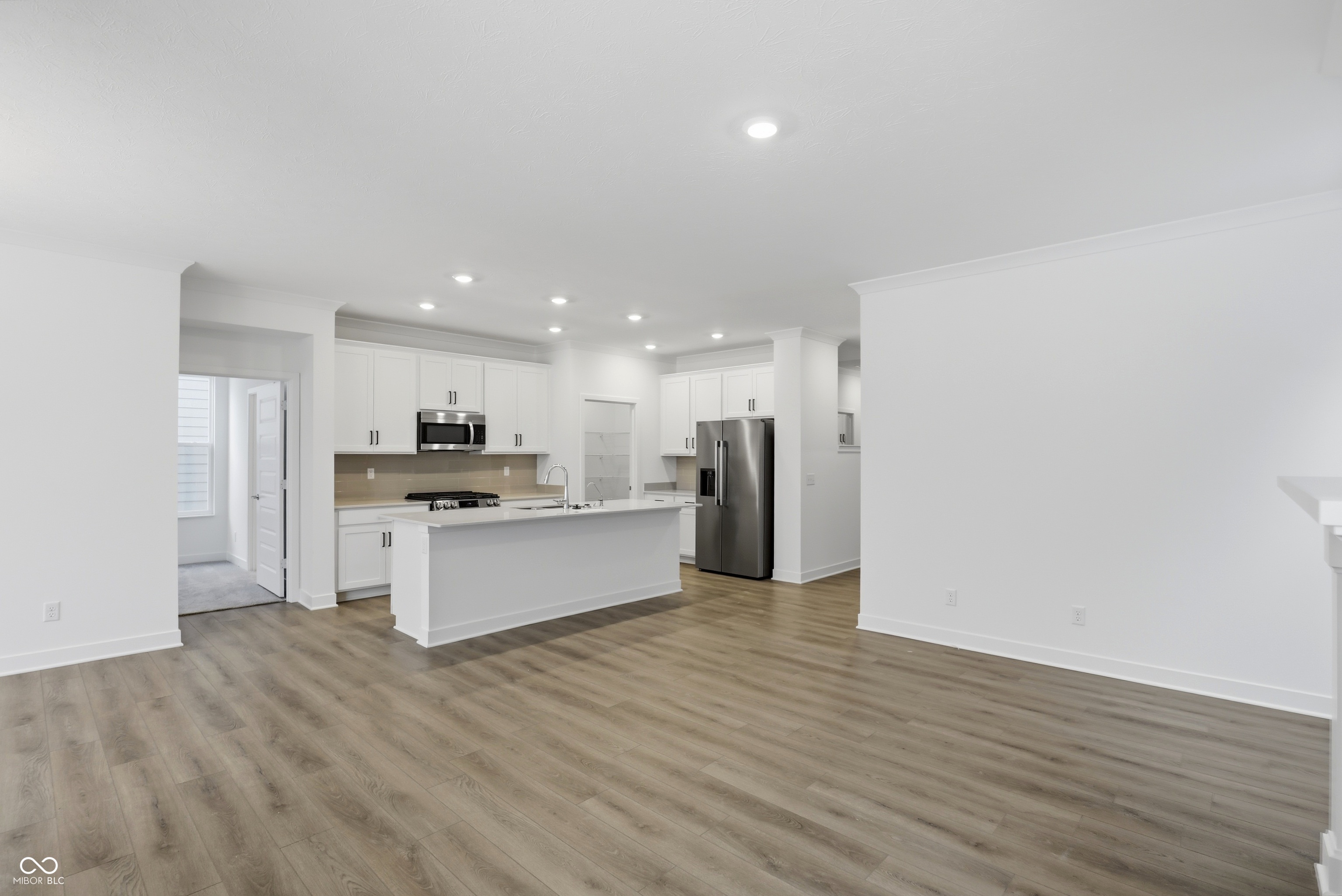 5339 Nettleton Way Avon, IN 46123 - Photo 17 of 52