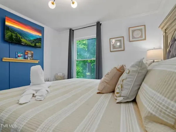 $599,900 | 630 Ancient Oaks Court, White Pine, TN 37890