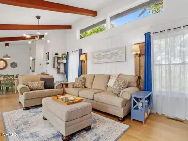 $599,900 | 630 Ancient Oaks Court, White Pine, TN 37890