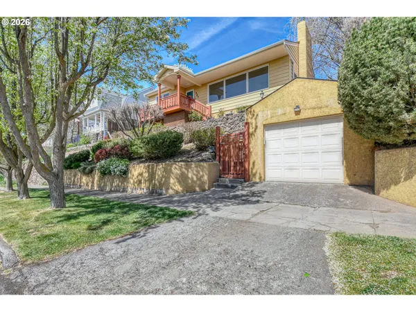 $395,000 | 207 Northwest Ellis Avenue, Pendleton, OR 97801