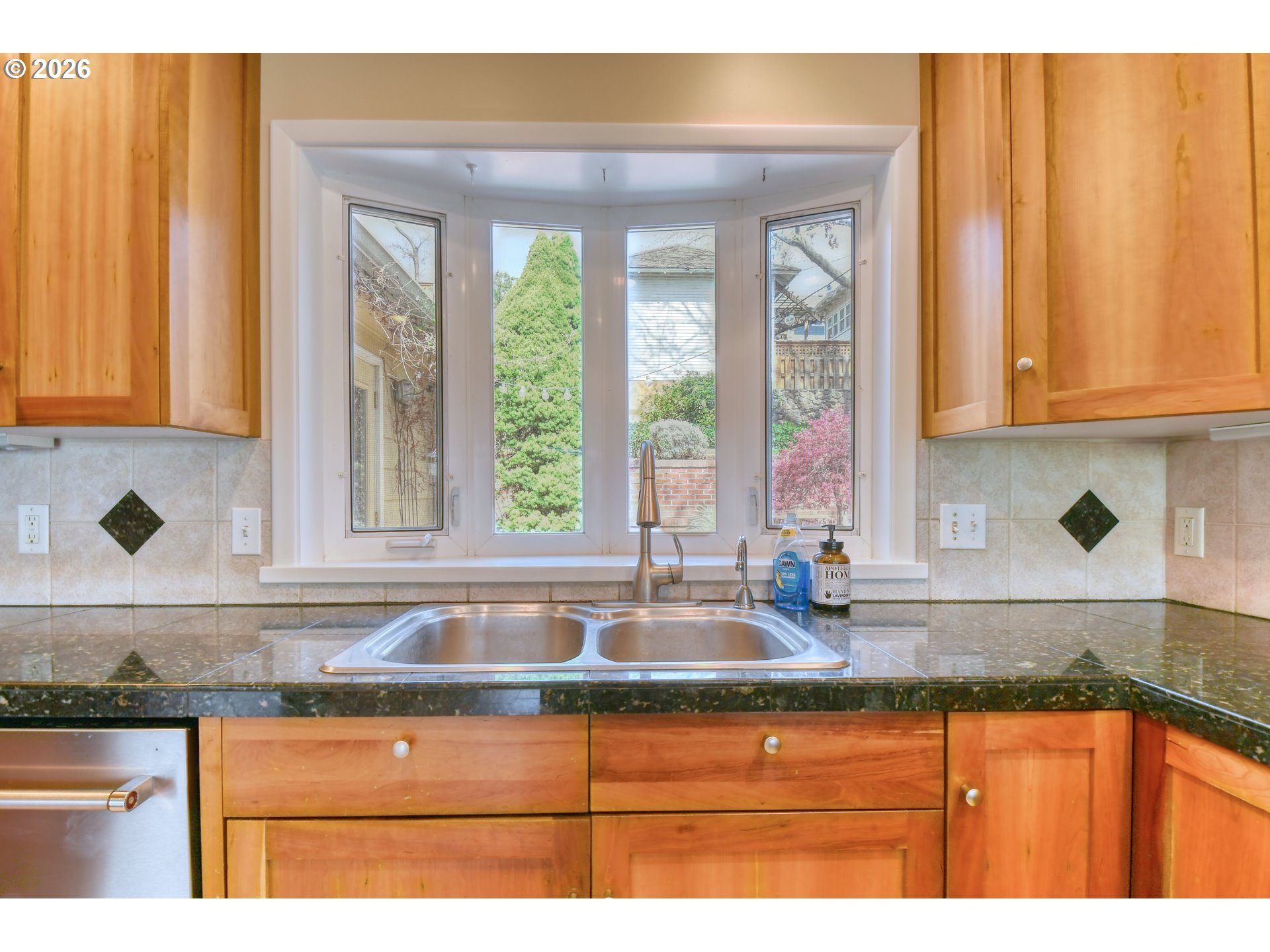 207 Northwest Ellis Avenue Pendleton, OR 97801 - Photo 16 of 48