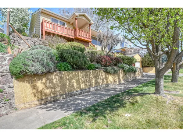 $395,000 | 207 Northwest Ellis Avenue, Pendleton, OR 97801