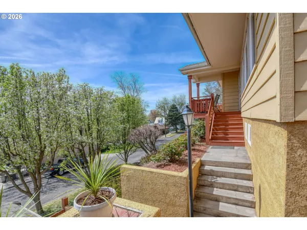 $395,000 | 207 Northwest Ellis Avenue, Pendleton, OR 97801
